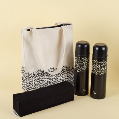 "طقم حقيبة القهوة العربية  و الشاي  سعة ٥٠٠ مل"