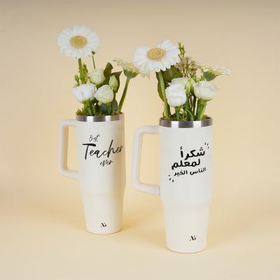 Tumbler with flower